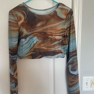 Long sleeve crop top never worn great condition